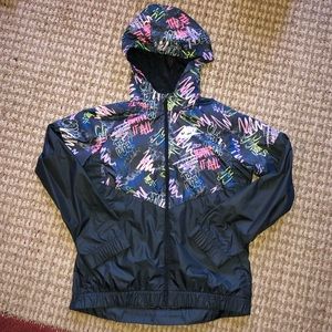 Nike Windbreaker Lightweight Hooded Jacket